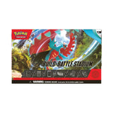 Scarlet & Violet Paradox Rift Build & Battle Stadium vsebuje 2 kompleta s 40 kartami, kocke, kovance in zbirateljsko škatlo.